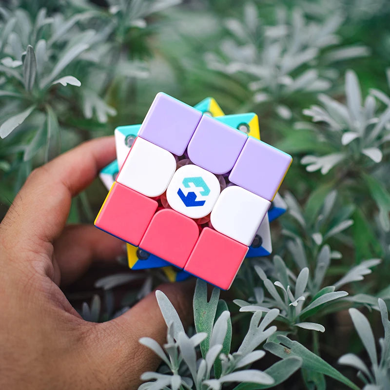 3x3 Speed Cube Magic Puzzle Kid Toy 3X3 Professional Cube Single Magnetic Silent Smooth Rotation Cube for Office Stress Relief